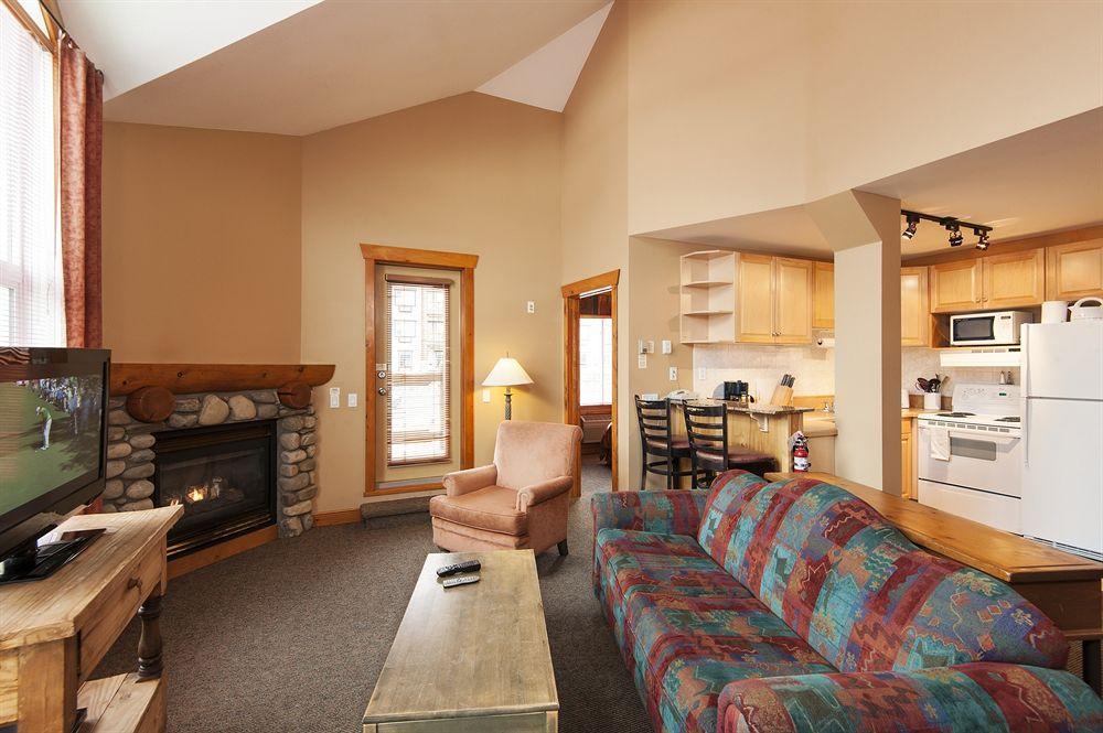 Lizard Creek Lodge Ферни Экстерьер фото